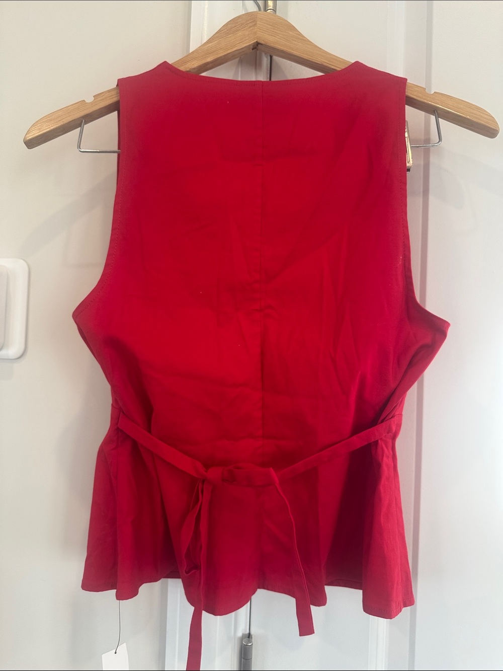 Reformation Red Sleeveless V-Neck Top - Picture 4 of 5